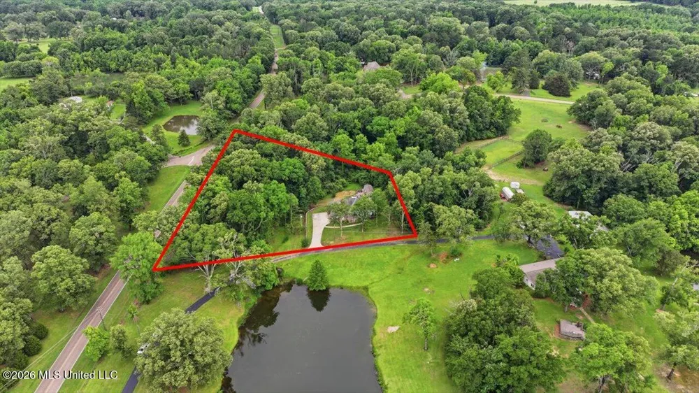 1521 Lake Mimosa Drive Raymond, MS 39154