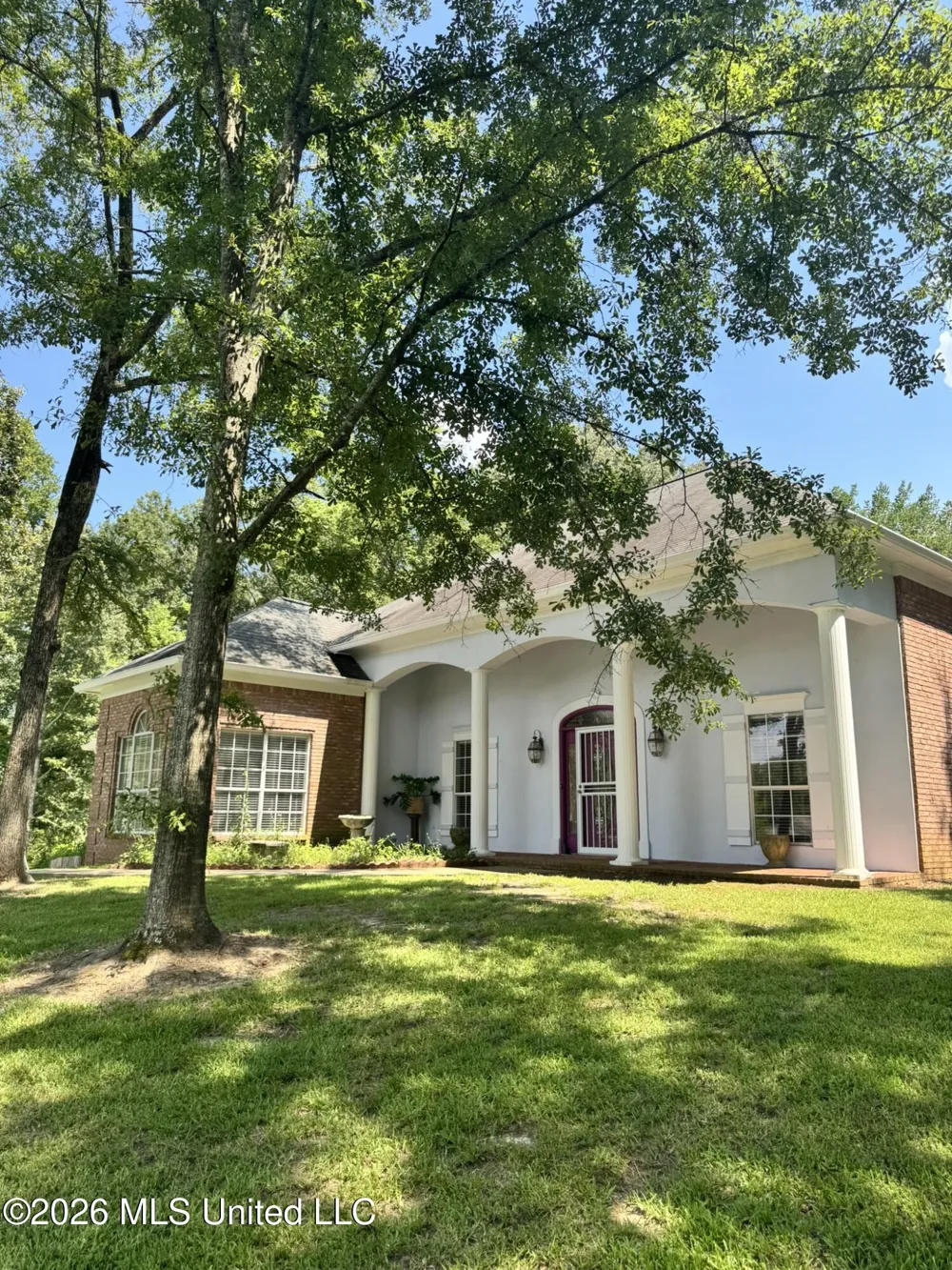 1521 Lake Mimosa Drive Raymond, MS 39154
