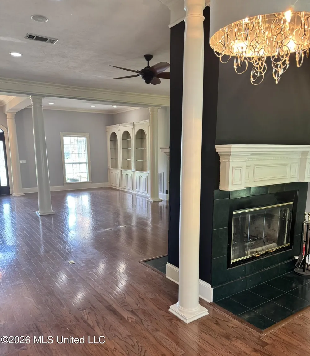 1521 Lake Mimosa Drive Raymond, MS 39154