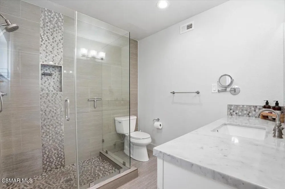 7740 Mclaren Avenue West Hills, CA 91304