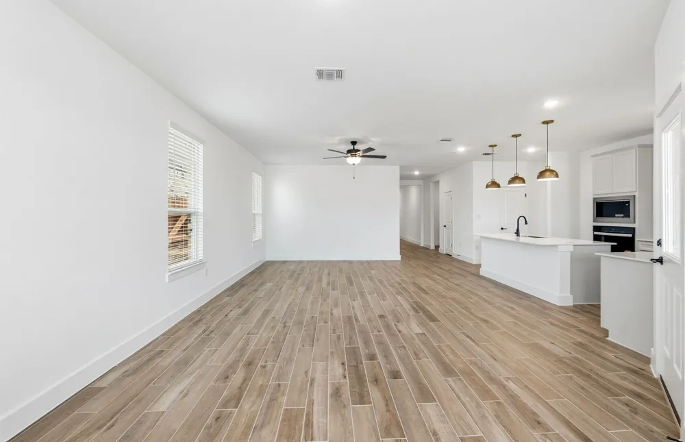 16812 Bustillos Pass Manor, TX 78653