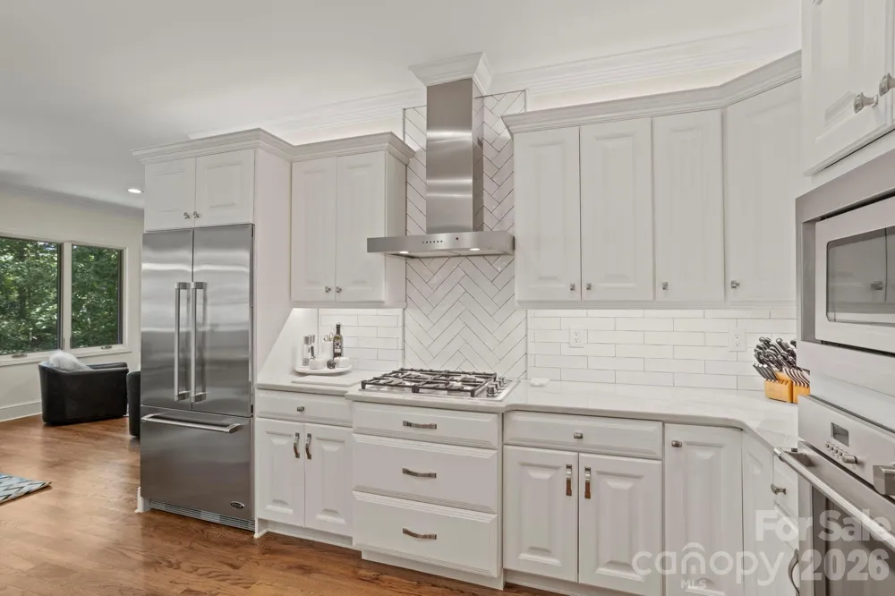 20 Fernridge Court Flat Rock, NC 28731