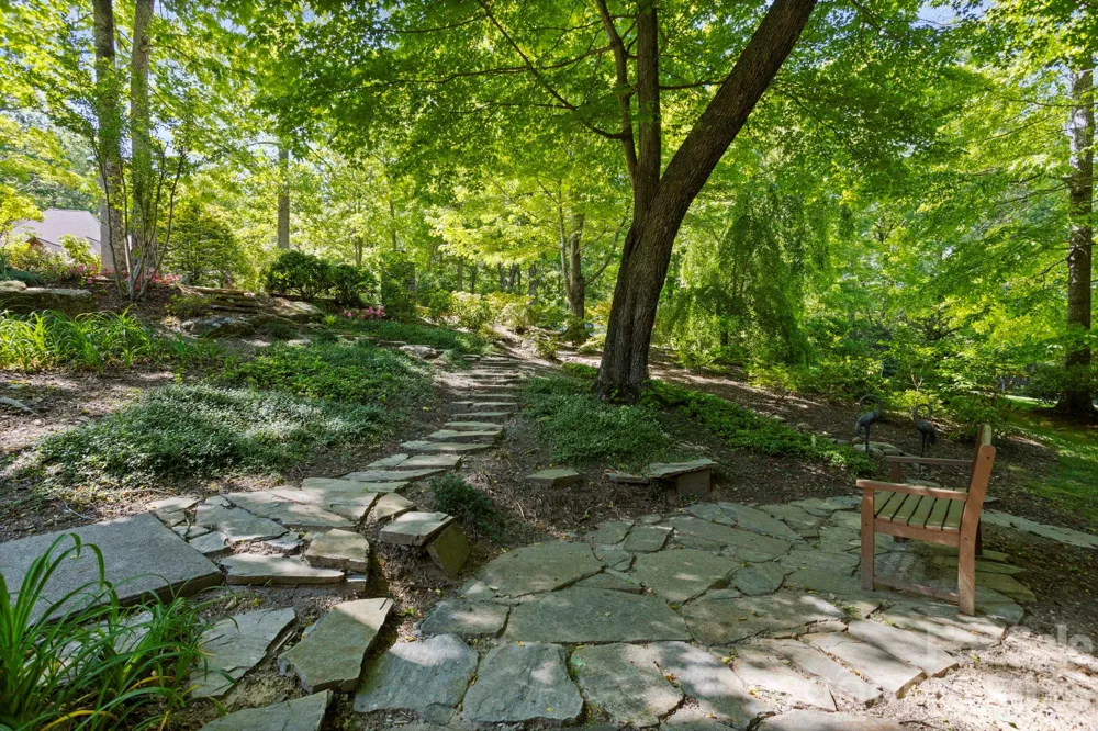 20 Fernridge Court Flat Rock, NC 28731