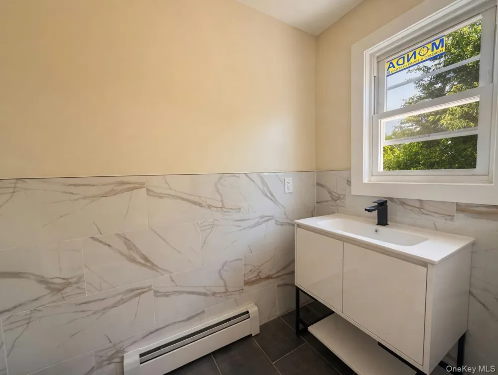 119-48 190th Street Saint Albans, NY 11412
