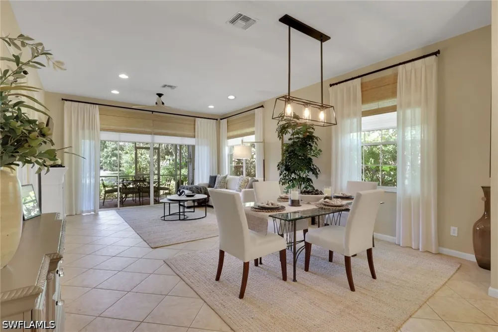 Cardinal Cove Lane Naples, FL 34114