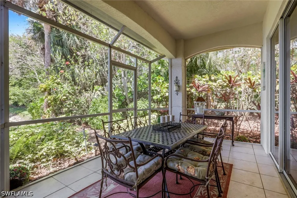 Cardinal Cove Lane Naples, FL 34114