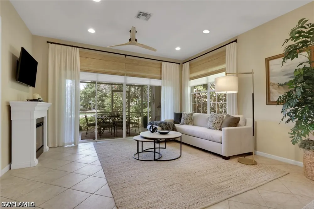 Cardinal Cove Lane Naples, FL 34114