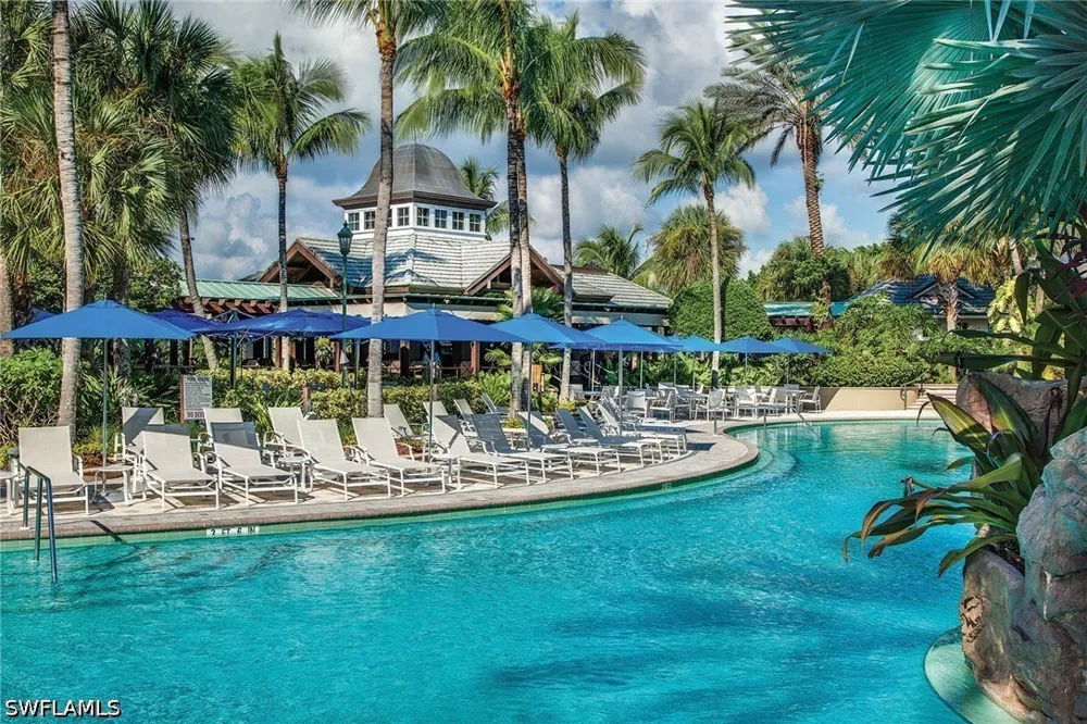 Cardinal Cove Lane Naples, FL 34114