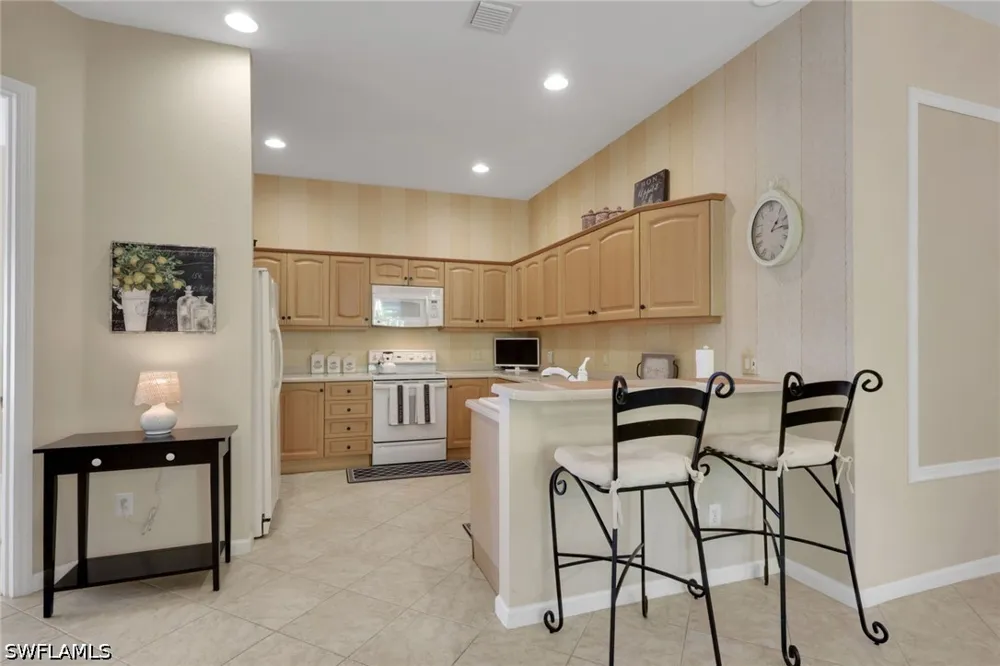 Cardinal Cove Lane Naples, FL 34114