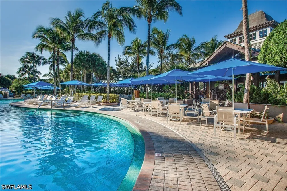 Cardinal Cove Lane Naples, FL 34114