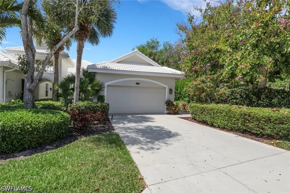 Cardinal Cove Lane Naples, FL 34114
