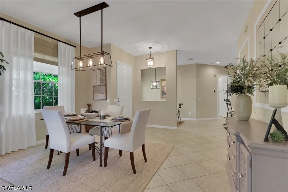 Cardinal Cove Lane Naples, FL 34114