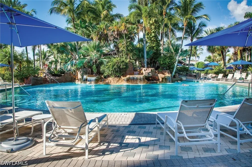 Cardinal Cove Lane Naples, FL 34114