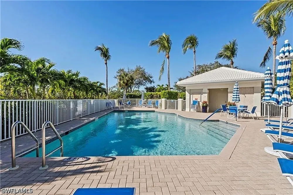 Cardinal Cove Lane Naples, FL 34114