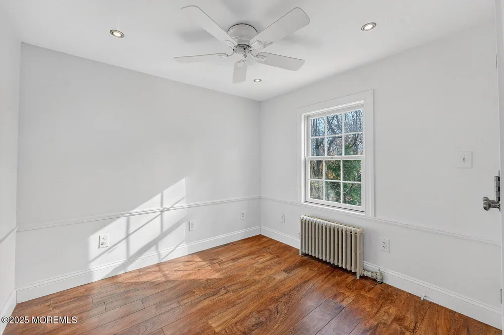 28 Old Clinton Road Raritan, NJ 08822