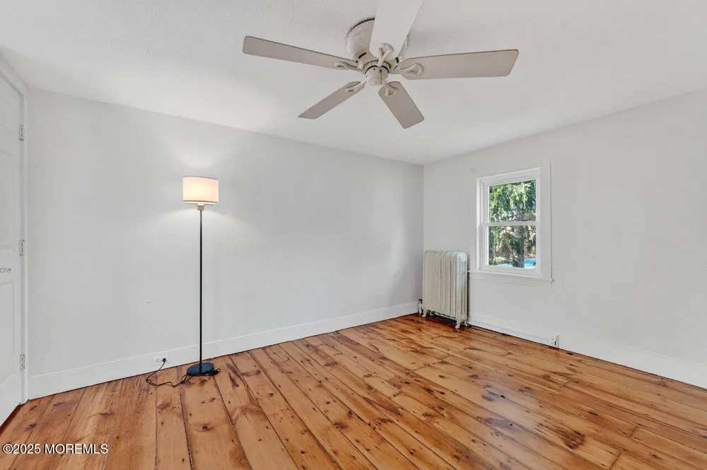 28 Old Clinton Road Raritan, NJ 08822