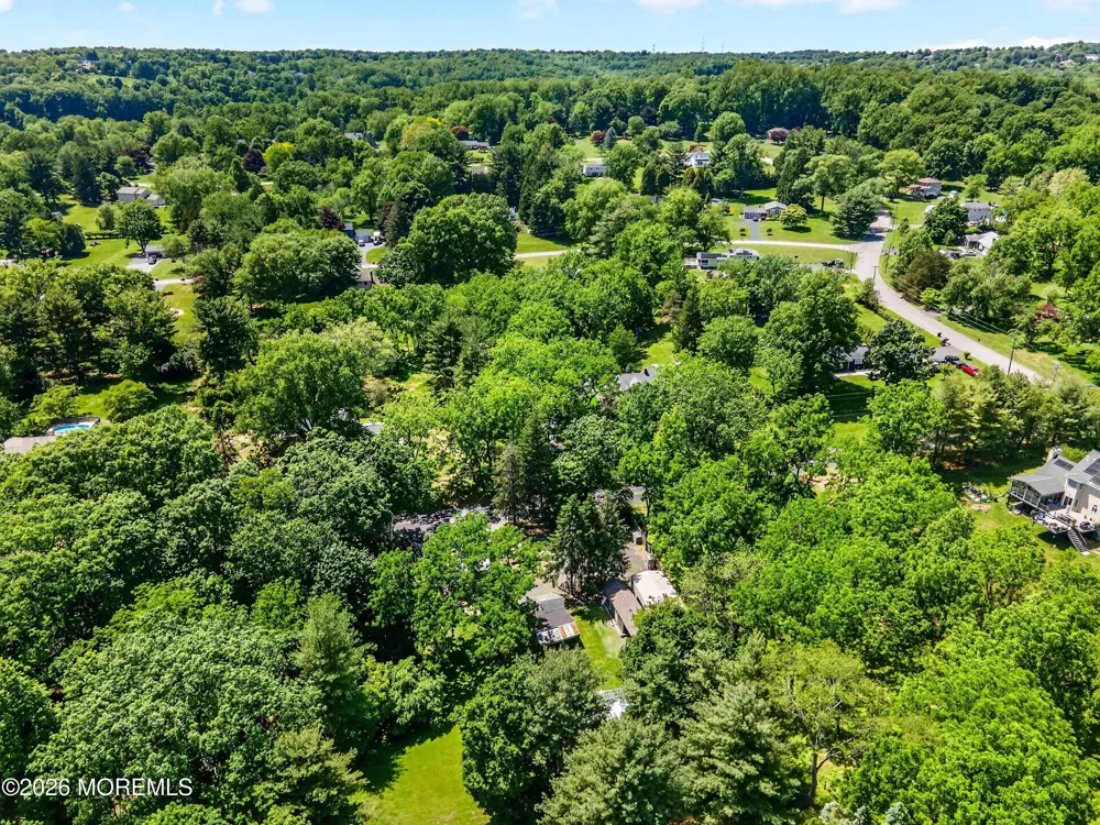 28 Old Clinton Road Raritan, NJ 08822