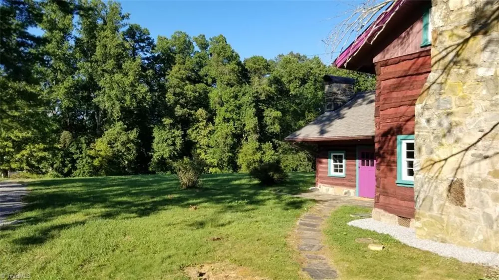 1104 Old 60 Wilkesboro, NC 28697