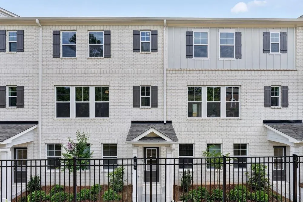 102 Epperly Way Tucker, GA 30084