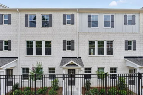 102 Epperly Way