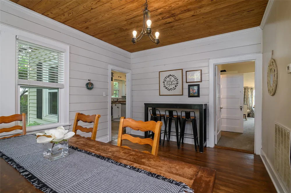 208 Louisiana Street Belcher, LA 71004