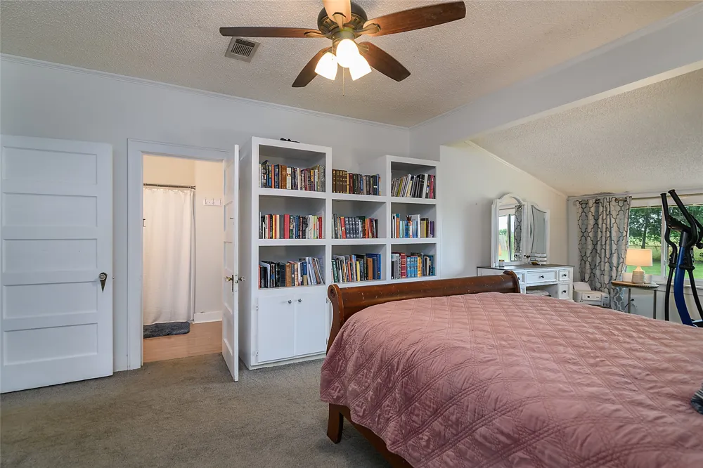 208 Louisiana Street Belcher, LA 71004