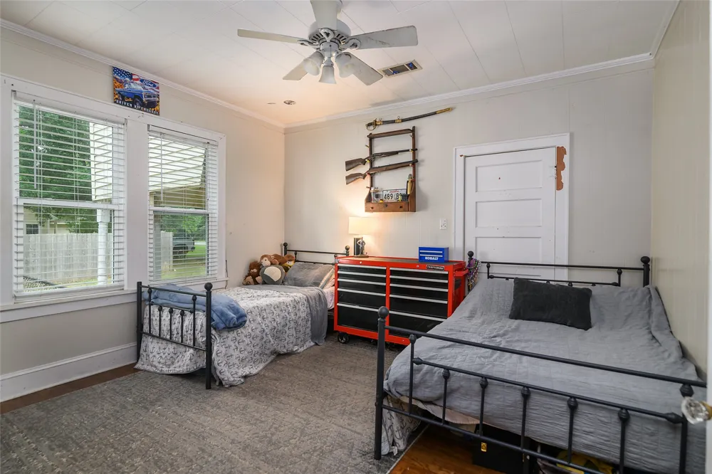 208 Louisiana Street Belcher, LA 71004
