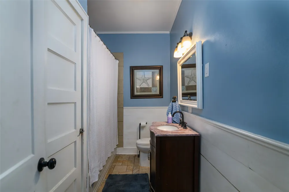 208 Louisiana Street Belcher, LA 71004