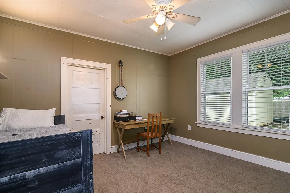 208 Louisiana Street Belcher, LA 71004