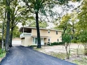 107 Los Peces Street Gun Barrel City, TX 75156