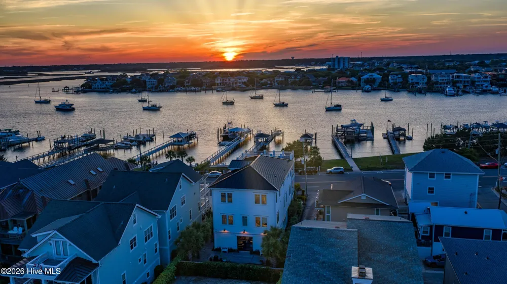 110 Waynick Boulevard Wrightsville Beach, NC 28480