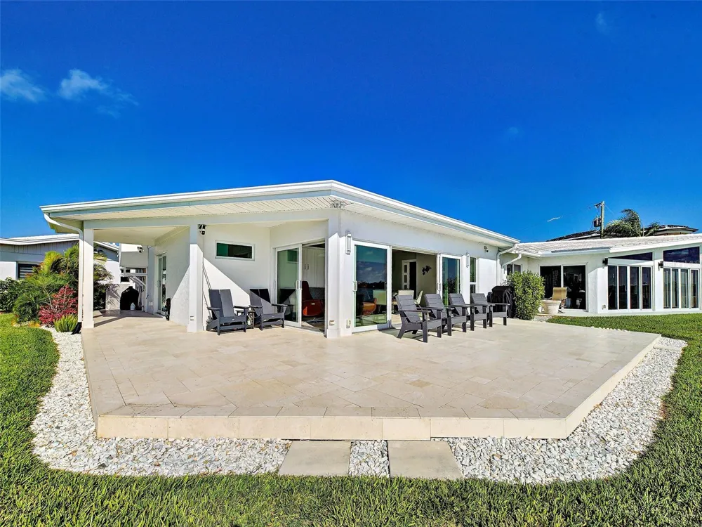 885 WHITE CAP CIRCLE #34 Venice, FL 34285
