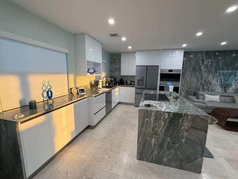 885 WHITE CAP CIRCLE #34 Venice, FL 34285