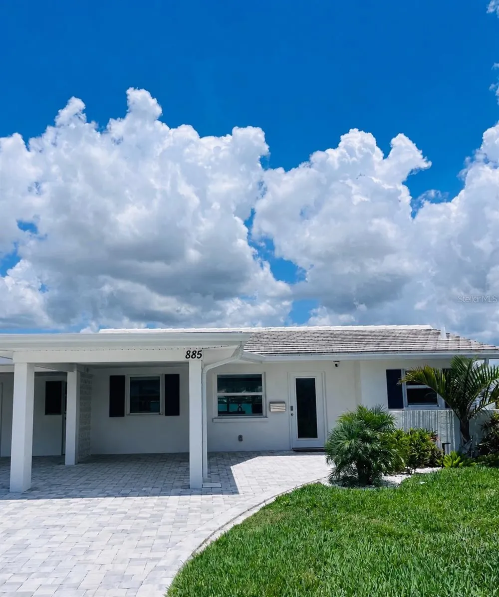 885 WHITE CAP CIRCLE #34 Venice, FL 34285