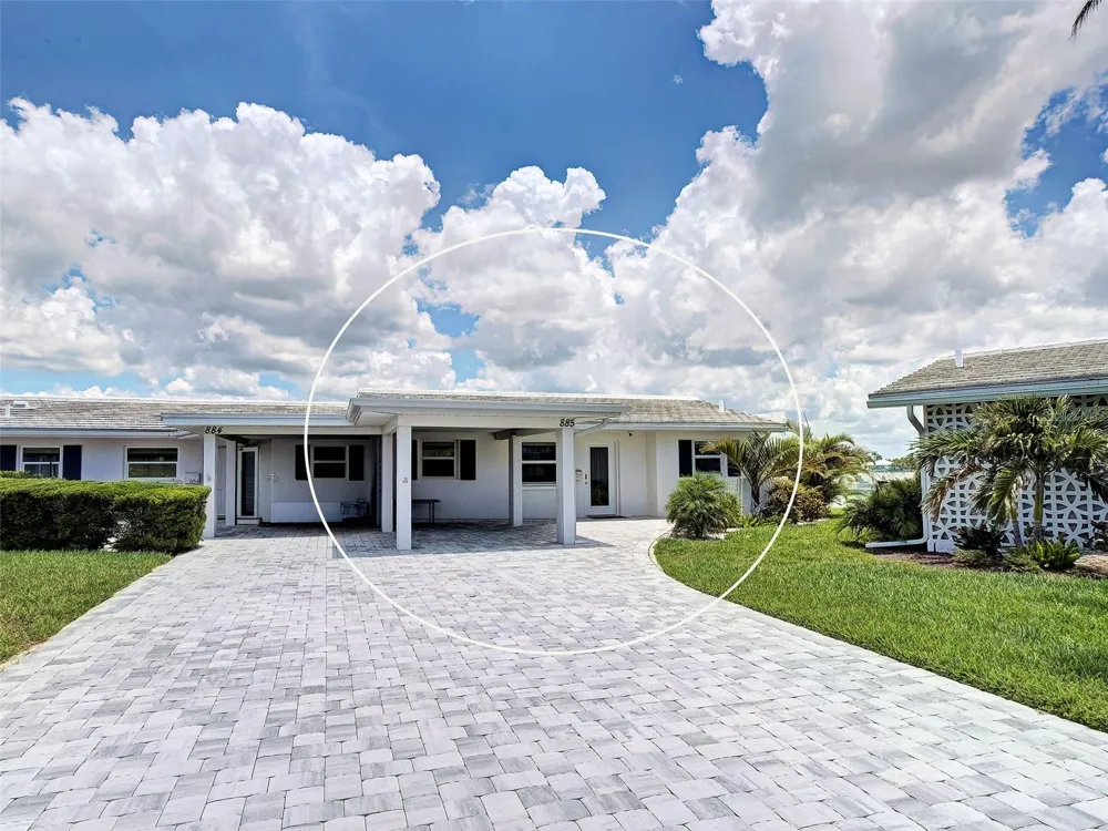 885 WHITE CAP CIRCLE #34 Venice, FL 34285