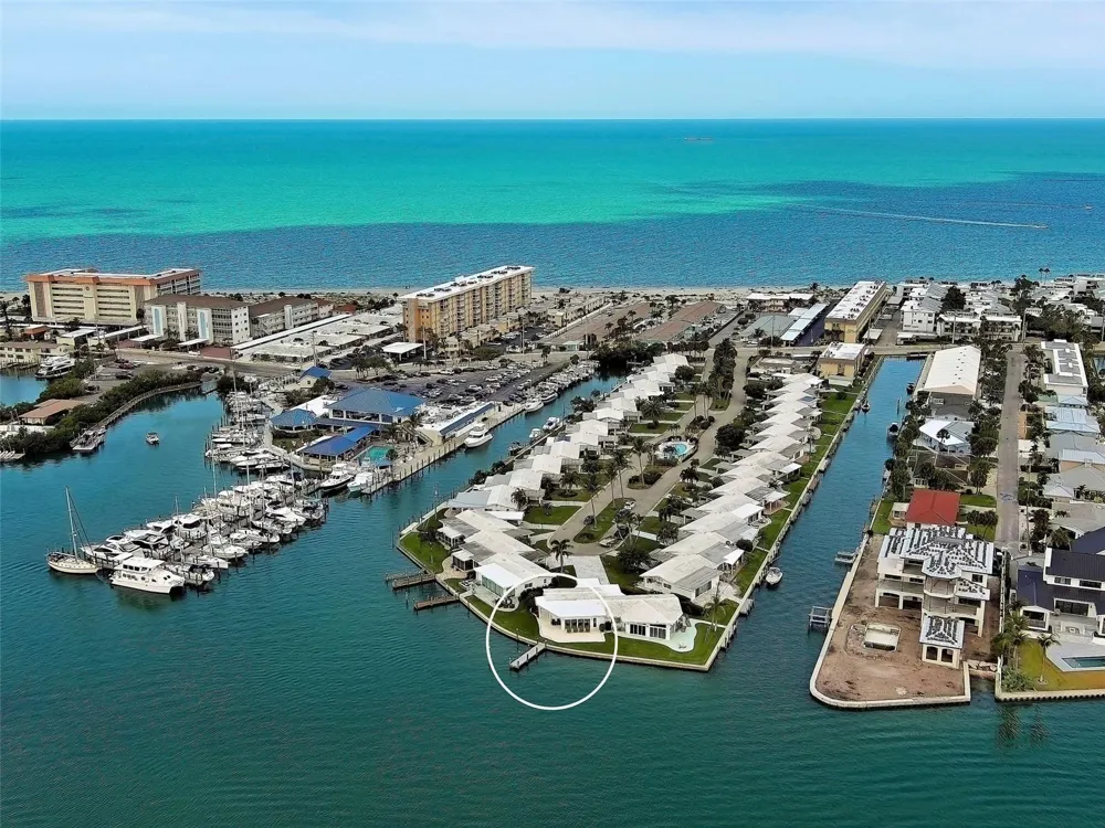 885 WHITE CAP CIRCLE #34 Venice, FL 34285