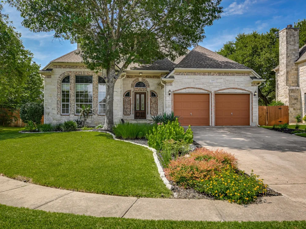 2007 Forest Hill Cove Round Rock, TX 78665