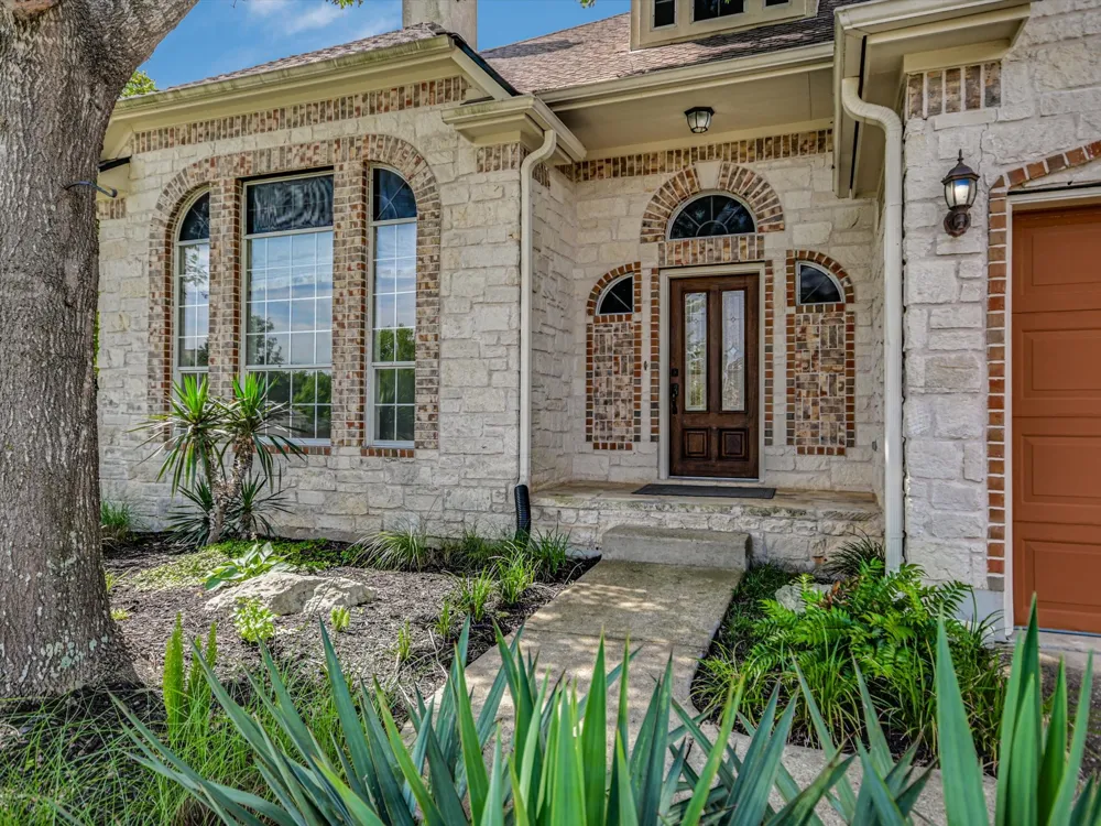 2007 Forest Hill Cove Round Rock, TX 78665