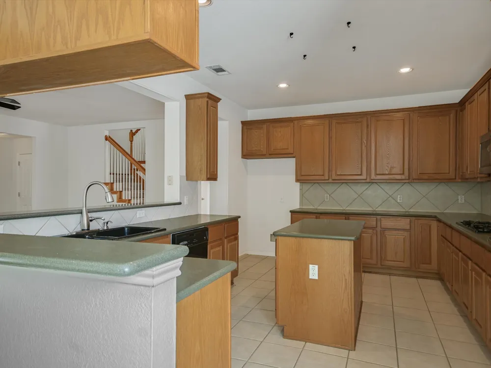 2007 Forest Hill Cove Round Rock, TX 78665