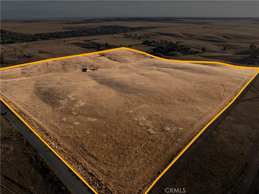 7000 Valley Lane Bakersfield, CA 93306
