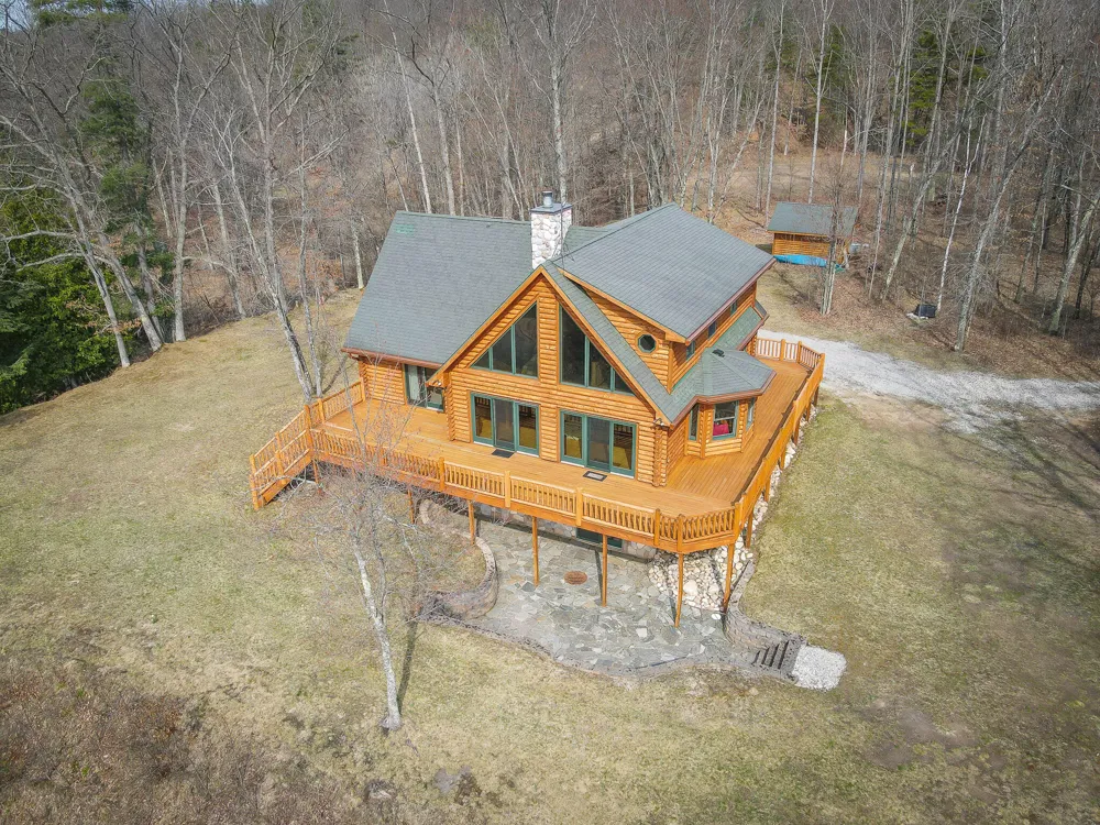 9184 M-37 Wellston, MI 49689