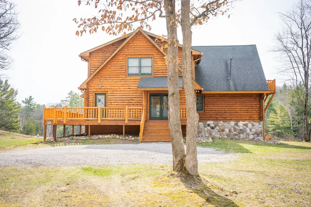 9184 M-37 Wellston, MI 49689