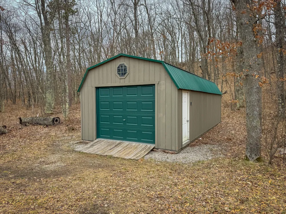 9184 M-37 Wellston, MI 49689
