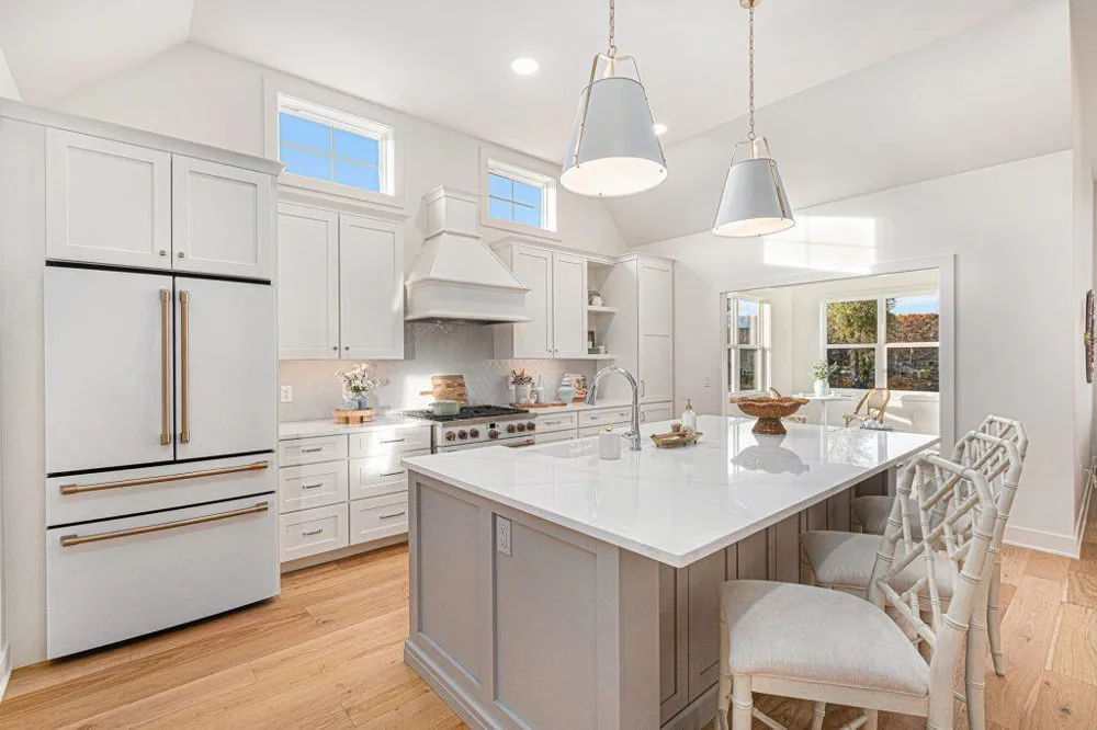 4715 Knapp Bluff Drive NE Grand Rapids, MI 49525