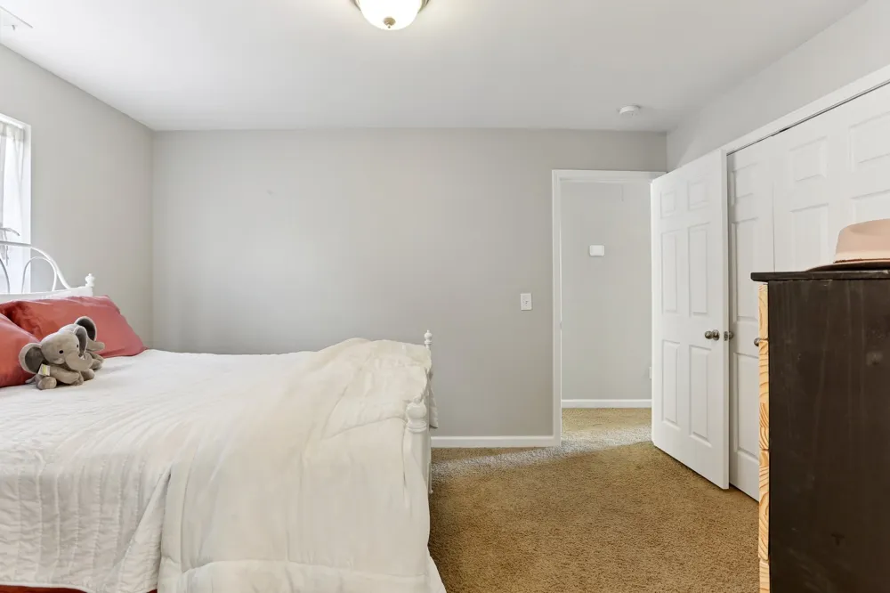2048 Harvest Ln Nashville, TN 37218
