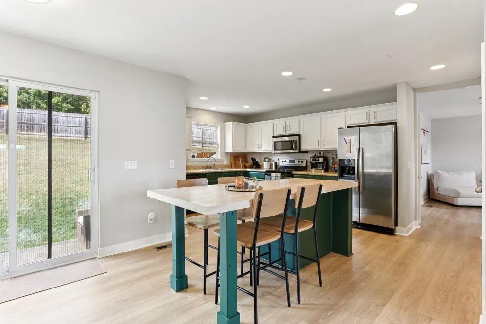 2048 Harvest Ln Nashville, TN 37218