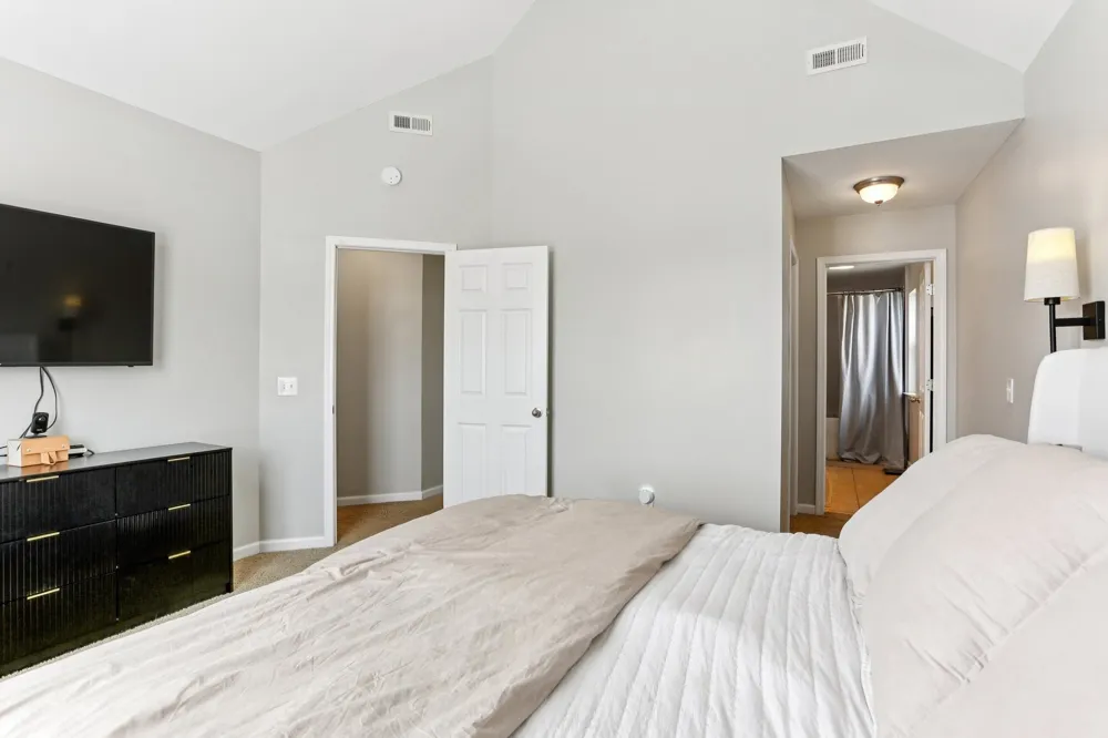2048 Harvest Ln Nashville, TN 37218