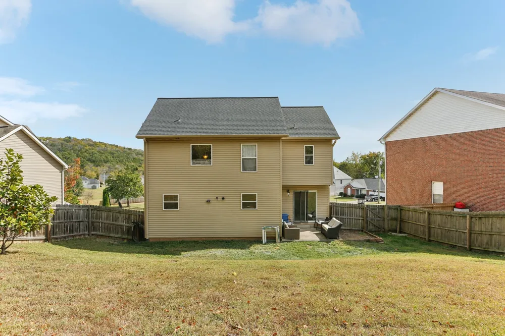 2048 Harvest Ln Nashville, TN 37218