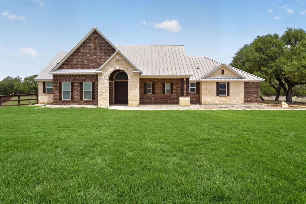 815 Serene Waters Street Spring Branch, TX 78070
