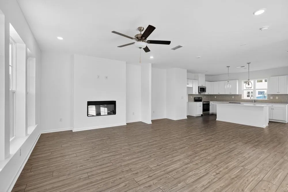 100 Epperly Way Tucker, GA 30084